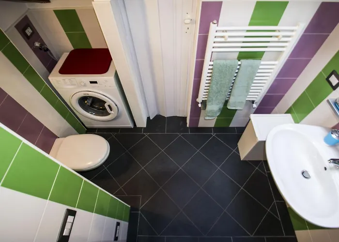 Stone House By Holidays Maggiore Appartamento Montegrino Valtravaglia