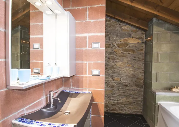 Stone House By Holidays Maggiore Appartamento