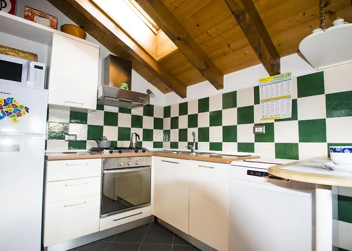 Stone House By Holidays Maggiore